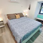 Modern 2Br Ground-Floor Flat Bbq Patio Parking