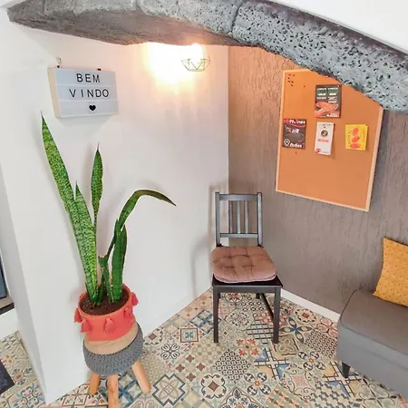 Modern 2Br Ground-Floor Flat Bbq Patio Parking * Понта-Делгада