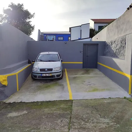 Modern 2br Ground-floor Flat Bbq Patio Parking